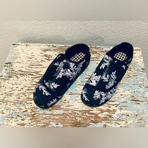 Propet - Floral - Fabric - Ortho - Comfort - Shoe - Loafer - Black and White - 7